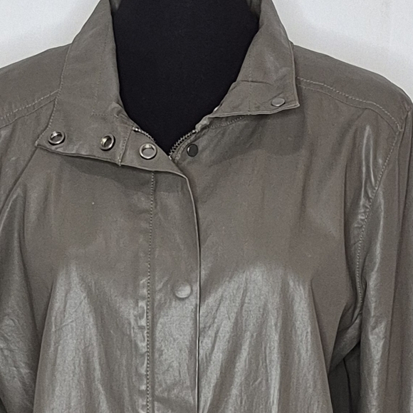 Eileen Fisher Olive Green Waxed Cotton Twill A-Line Jacket Hoodless - Size M - Picture 12 of 16